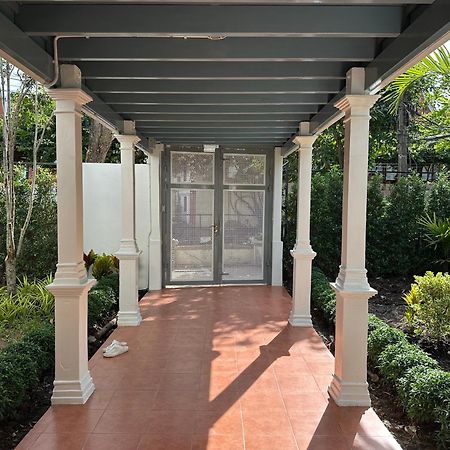 Baan Debtida Hotel Bangkok Luaran gambar
