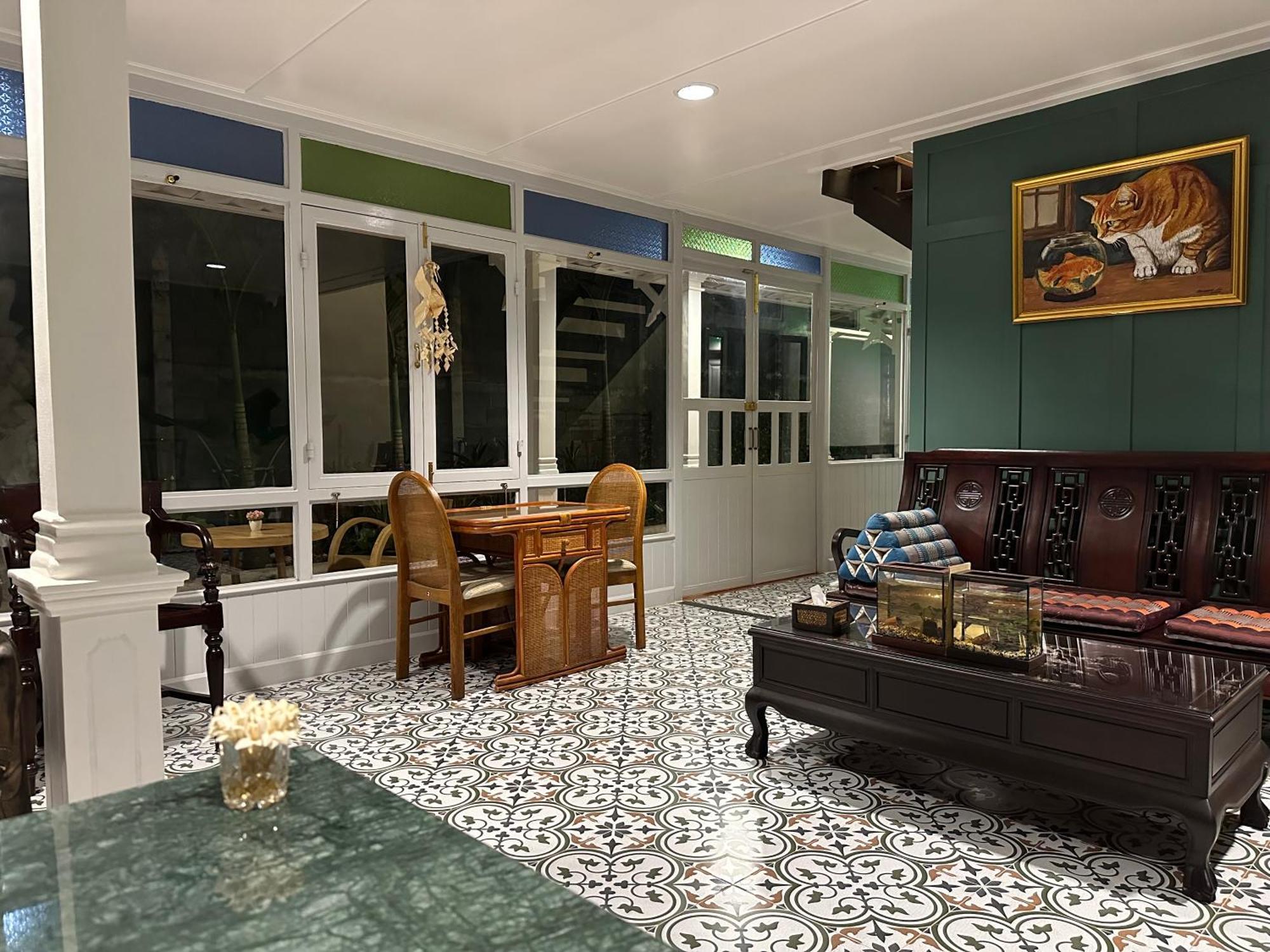 Baan Debtida Hotel Bangkok Luaran gambar
