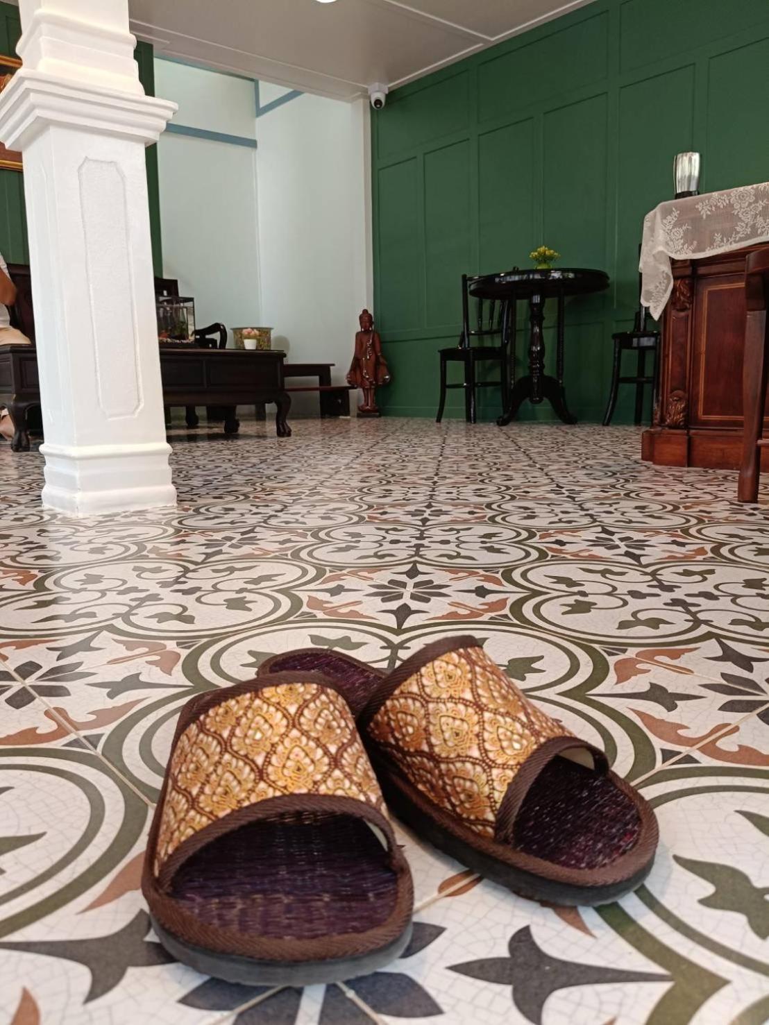 Baan Debtida Hotel Bangkok Luaran gambar