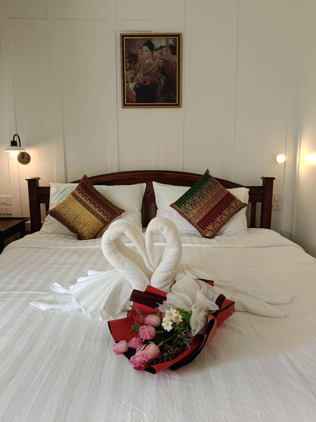 Baan Debtida Hotel Bangkok Luaran gambar