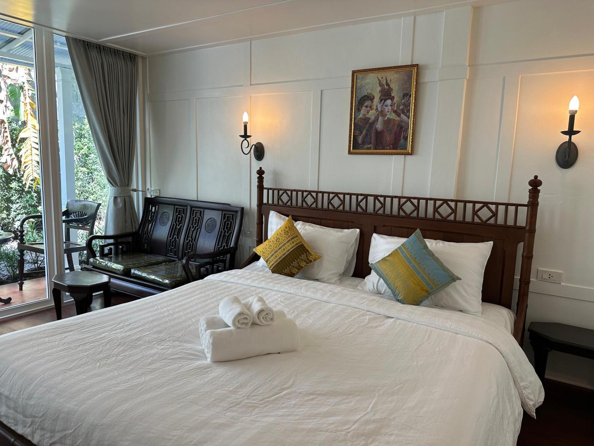 Baan Debtida Hotel Bangkok Luaran gambar